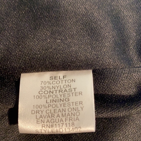 Sleeveless long dress - Picture 6 of 6